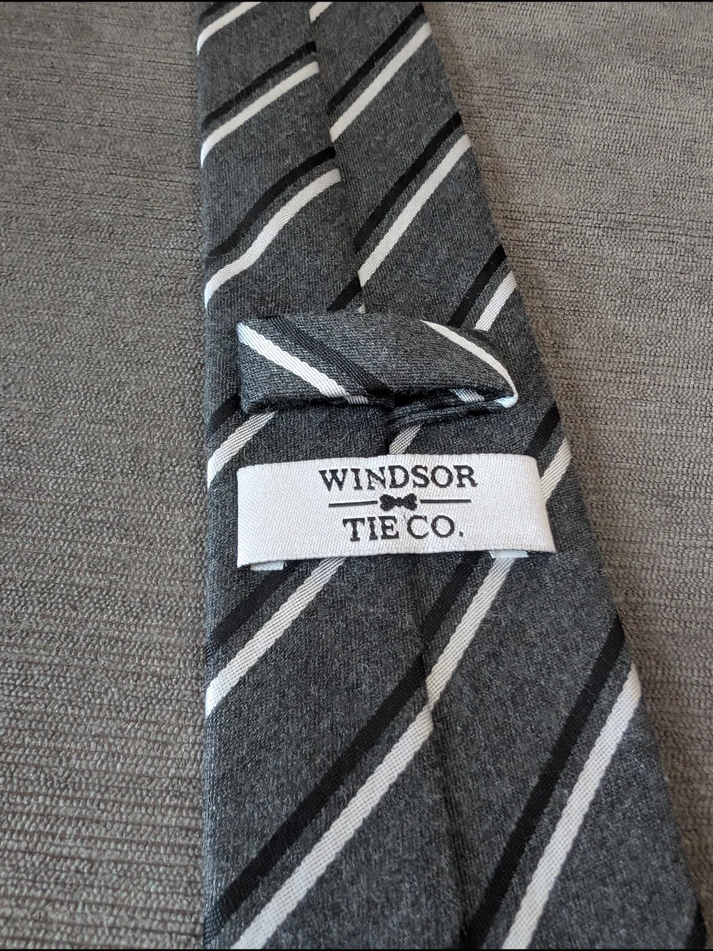 Windsor Tie Co Men’s Gray Black White Striped 100% Cotton Necktie